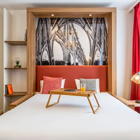 Adagio La Défense 4* Courbevoie