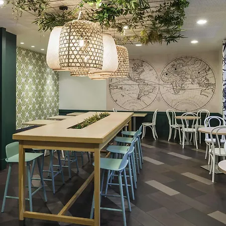 アパートホテル アパートホテル アダージョ ラ デファンス 4*