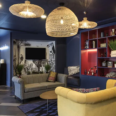 Adagio La Defense Apart Otel Courbevoie