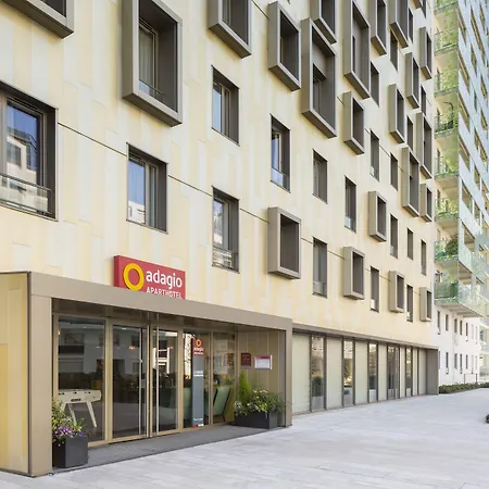 Aparthotel Adagio La Defense Courbevoie