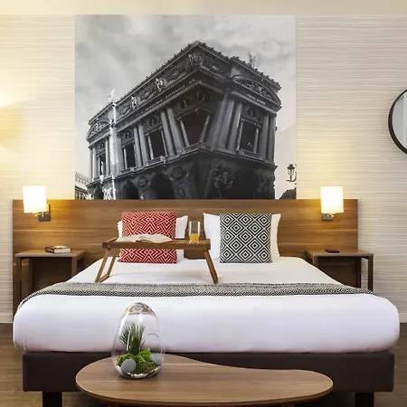 Adagio La Defense Aparthotel 4*