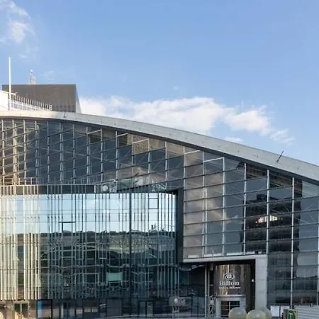 Adagio La Defense 4*