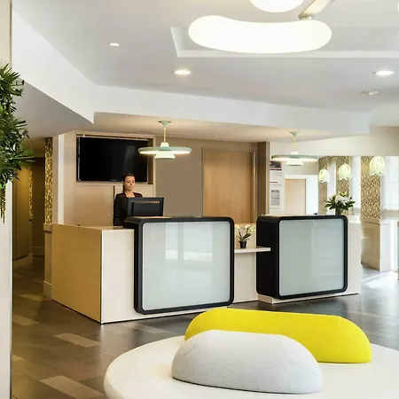 Adagio La Defense Aparthotel